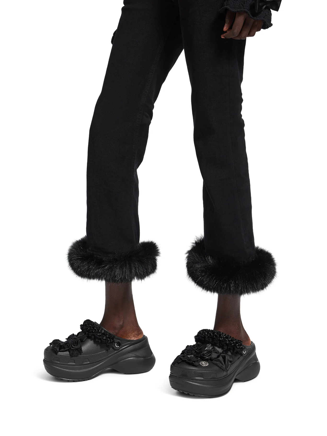 CROCS™ JIBBITZ™ SABOT IN BLACK - Image 3