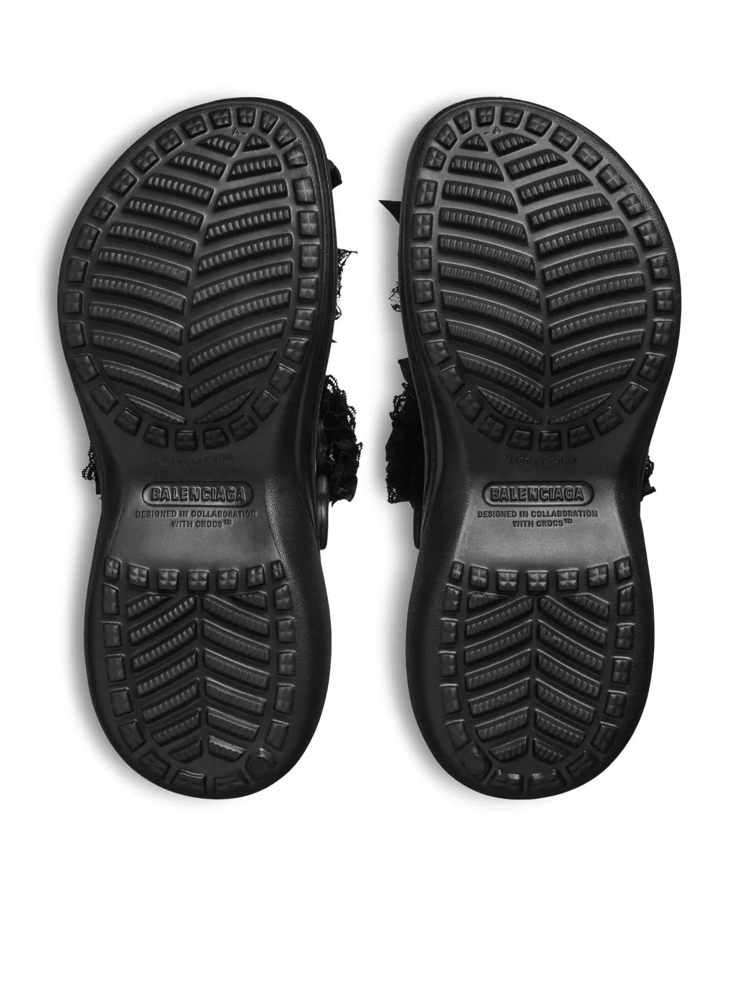 CROCS™ JIBBITZ™ SABOT IN BLACK - Image 9