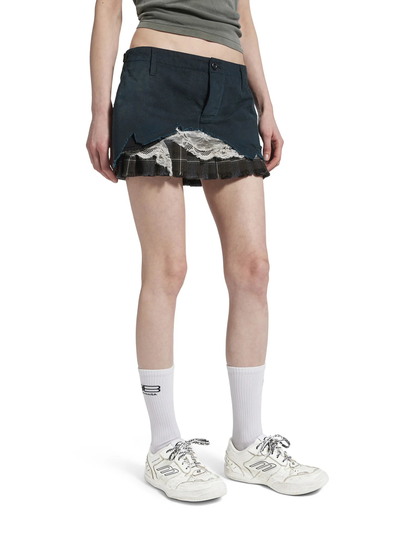 HAMPTONS MEDIUM WORN-OUT SNEAKER - Image 3
