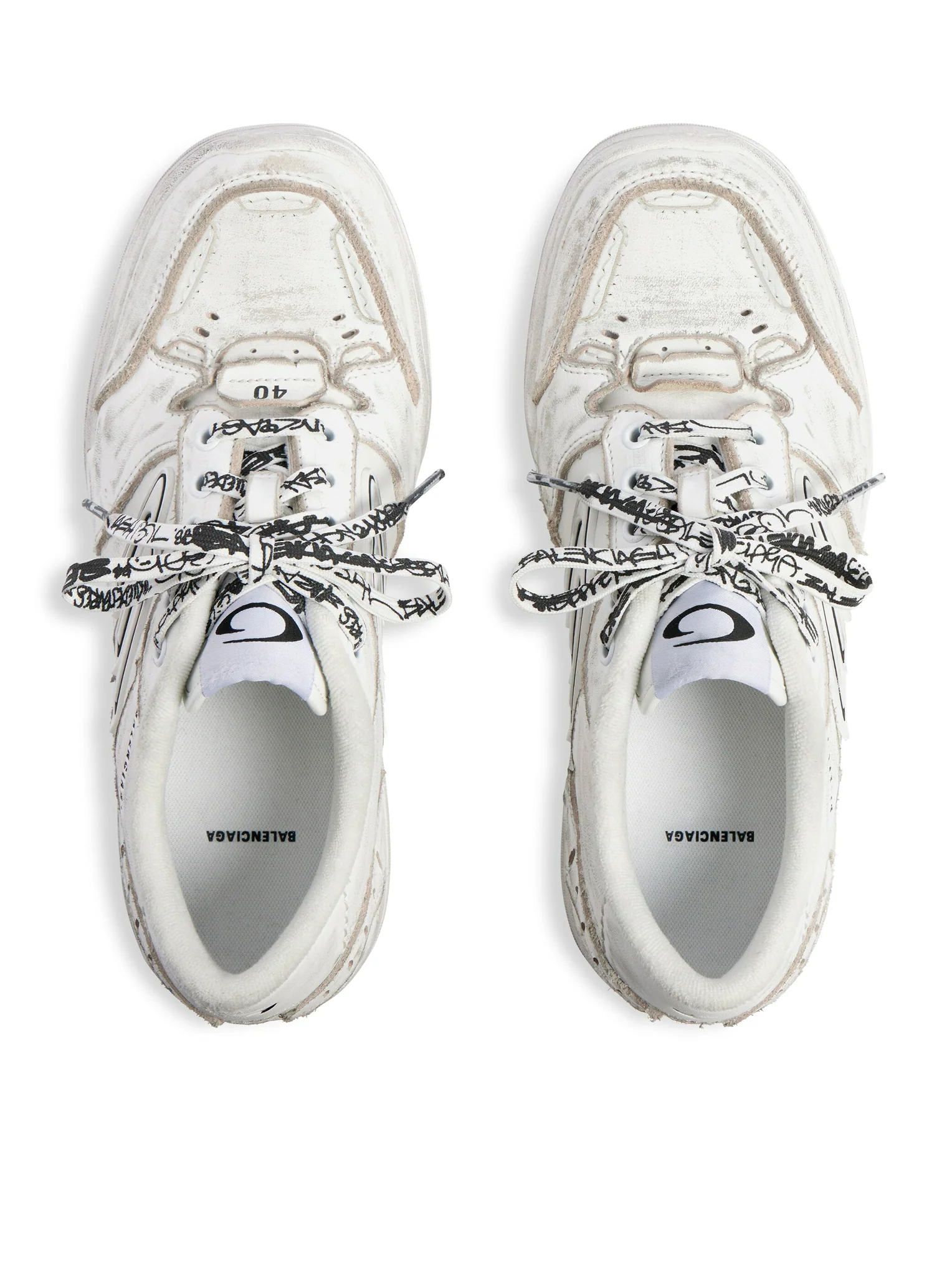 HAMPTONS MEDIUM WORN-OUT SNEAKER - Image 7