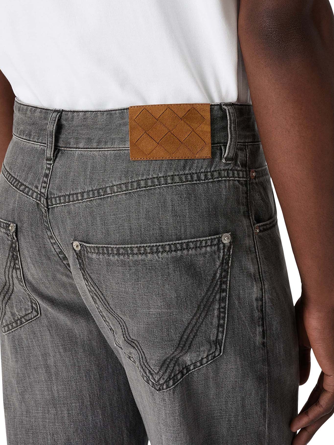 VINTAGE BLACK STRAIGHT LEG JEANS - Image 4