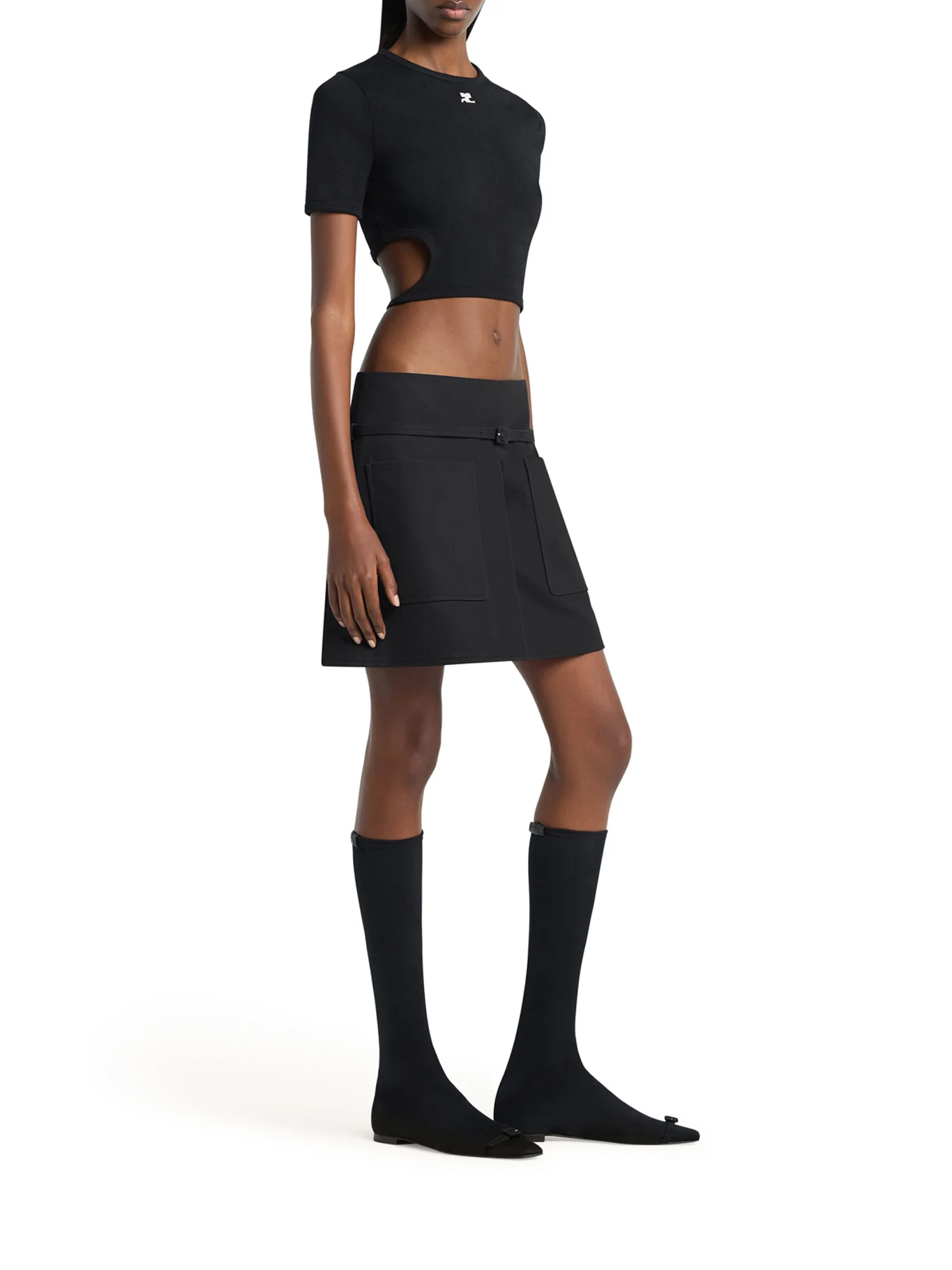 CROPPED T-SHIRT WITH EMBROIDERED LOGO AND CUT-OUT DETAIL - Image 4