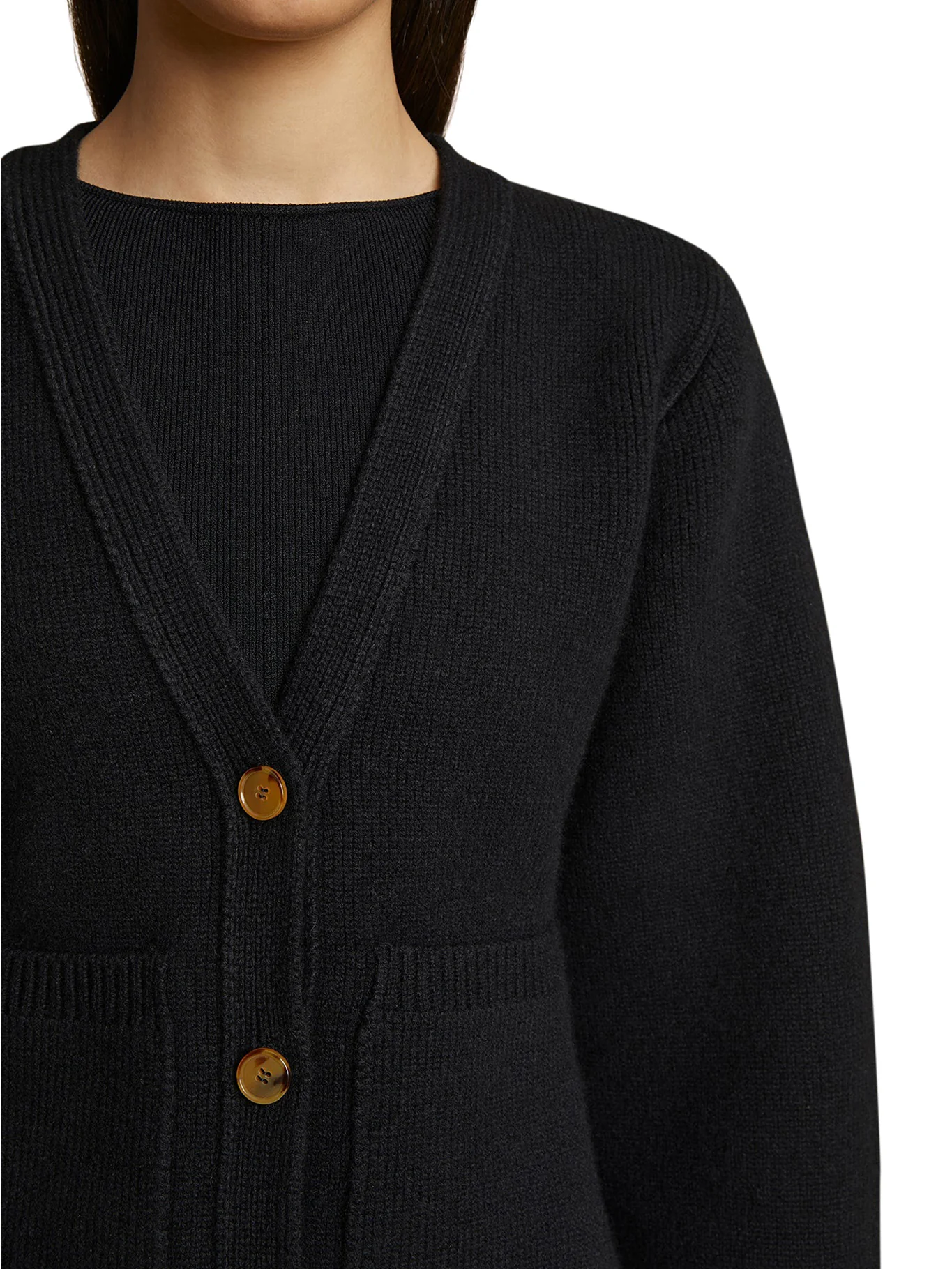 THE SCARLET CARDIGAN - Image 5