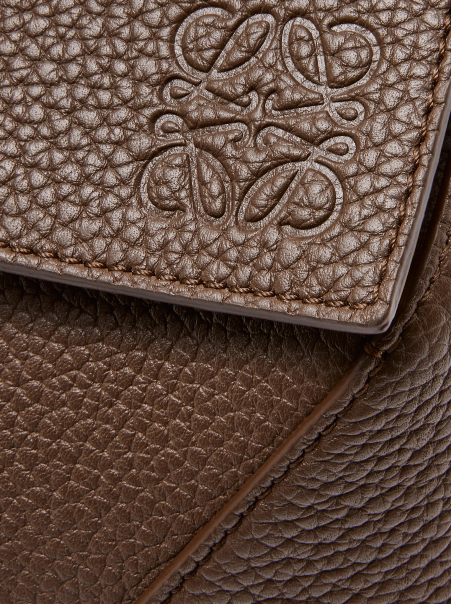 LARGE PUZZLE BAG IN HAMMERED CALFSKIN - Image 8