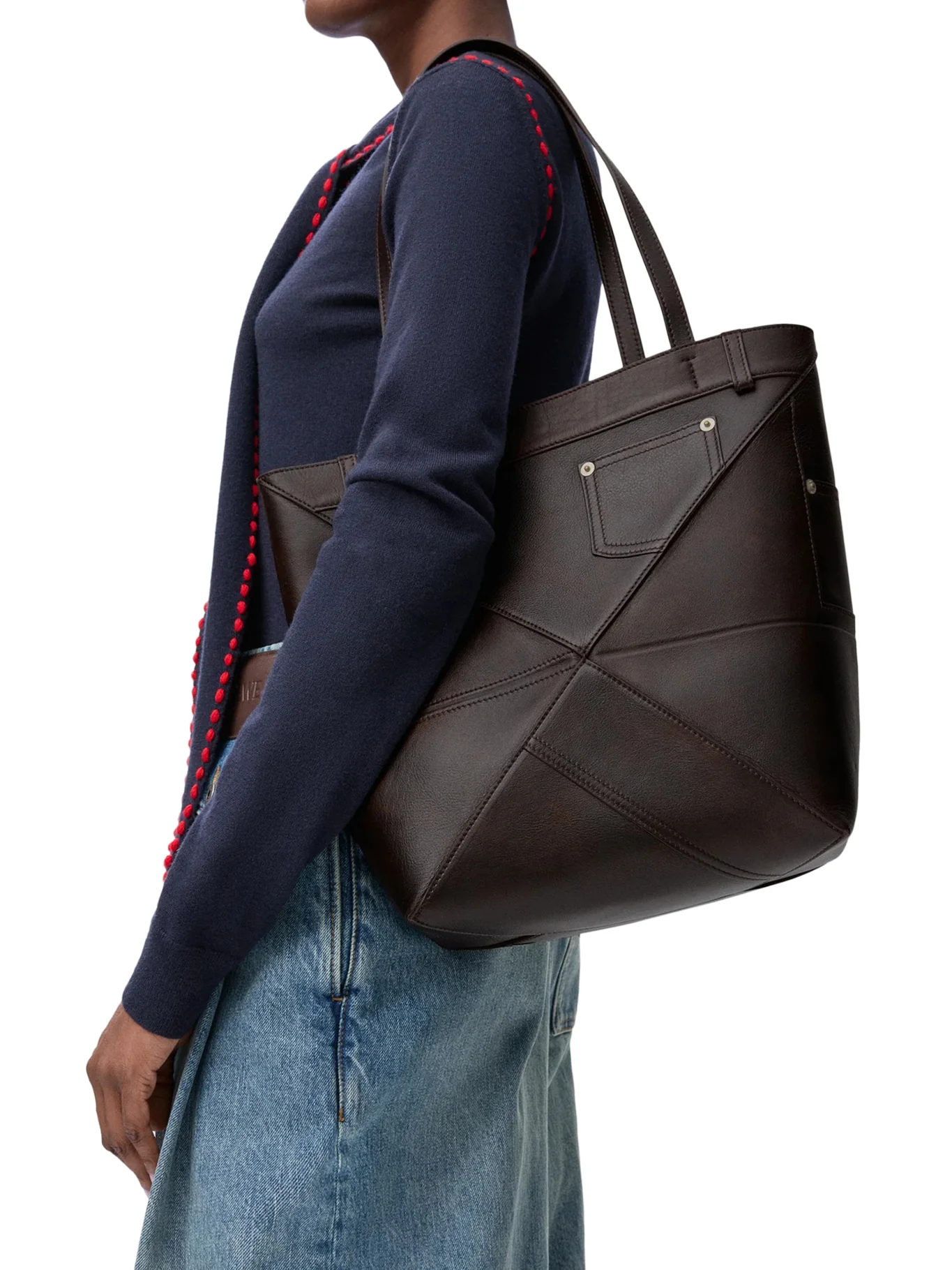 MEDIUM PUZZLE FOLD PANTS TOTE BAG IN LEATHER - Image 3