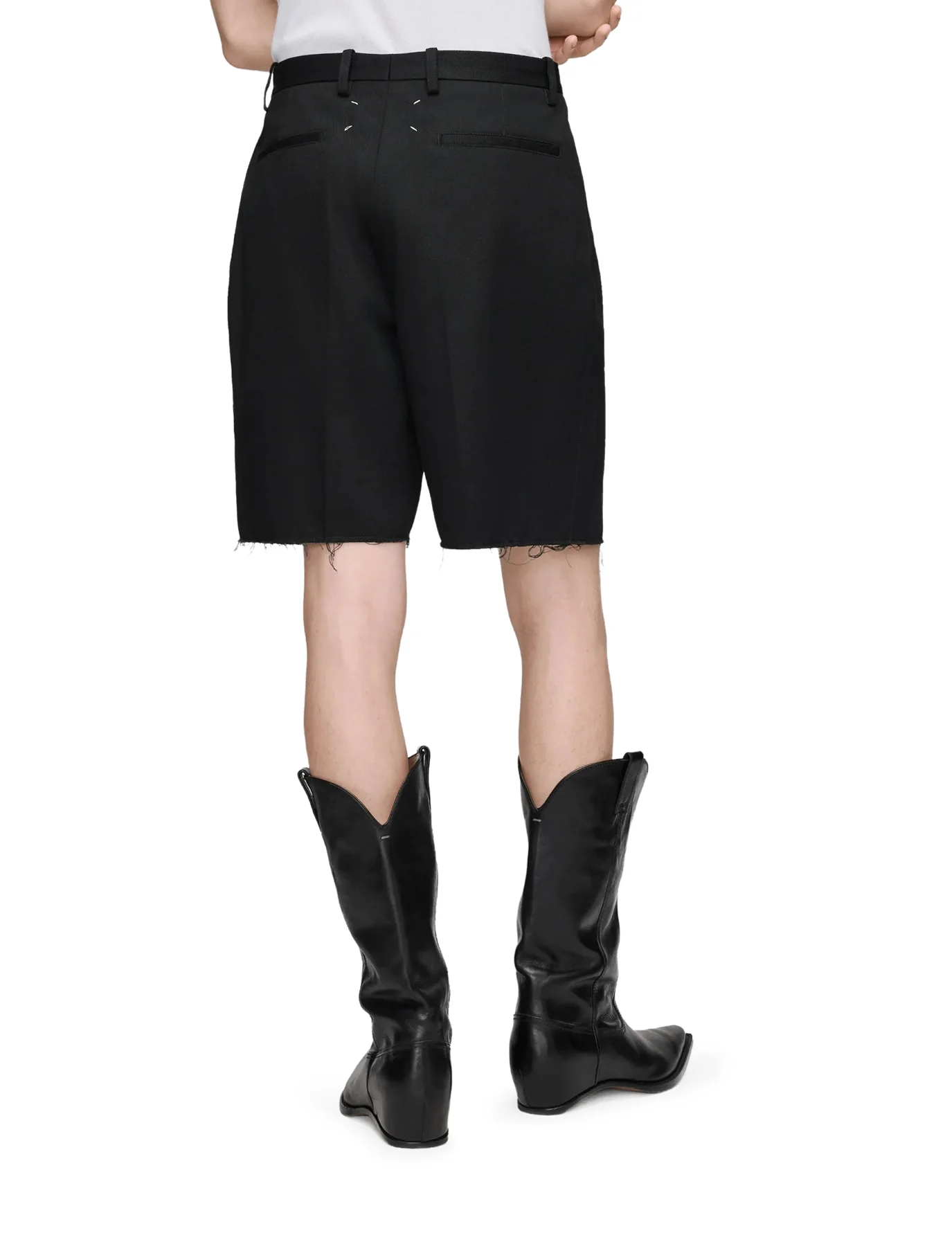 TAILORED BERMUDA SHORTS WITH PLEATS AND FRINGED HEM - Image 4