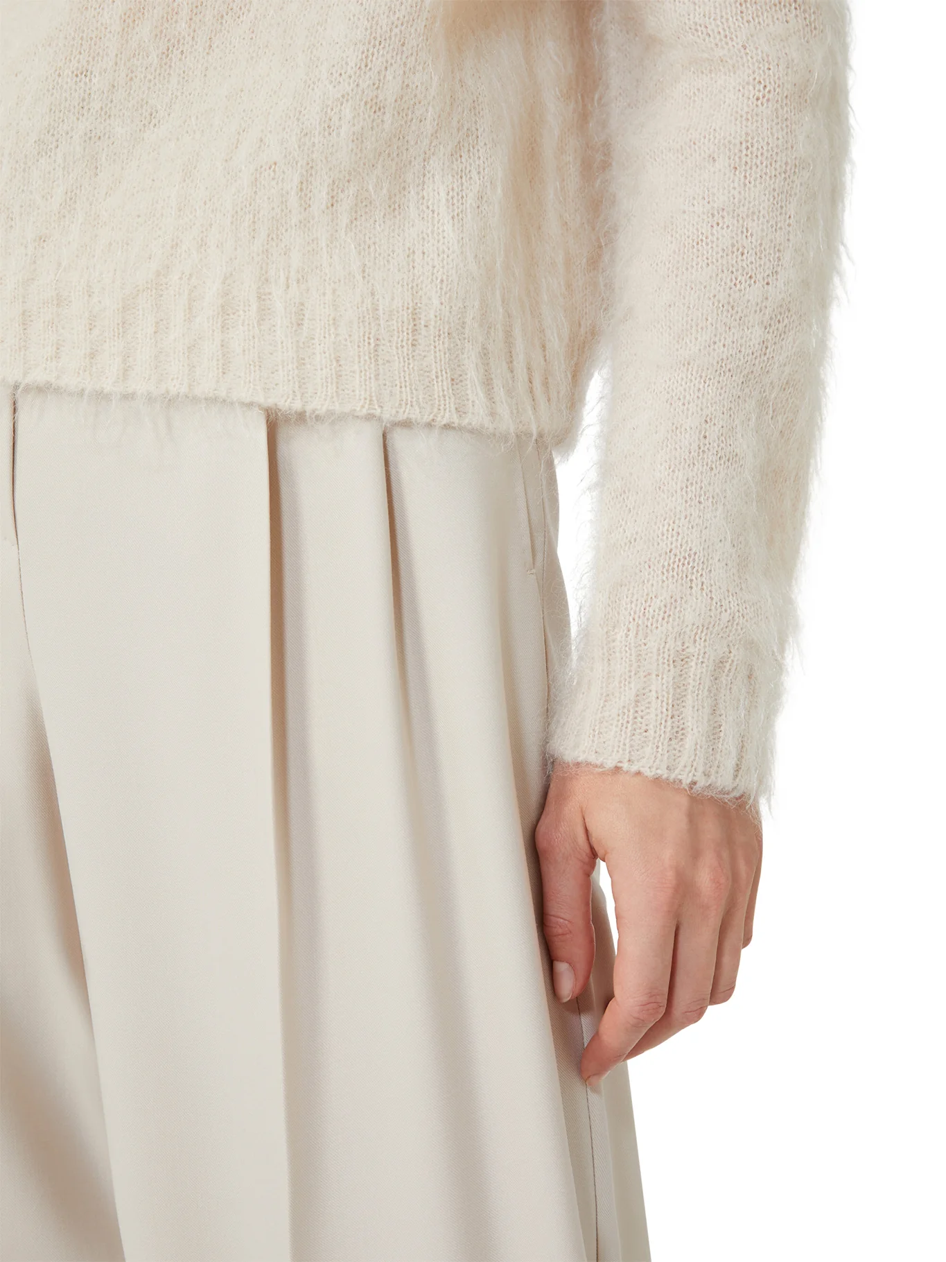 CREW NECK SWEATER IN MOHAIR BLEND YARN - Image 5