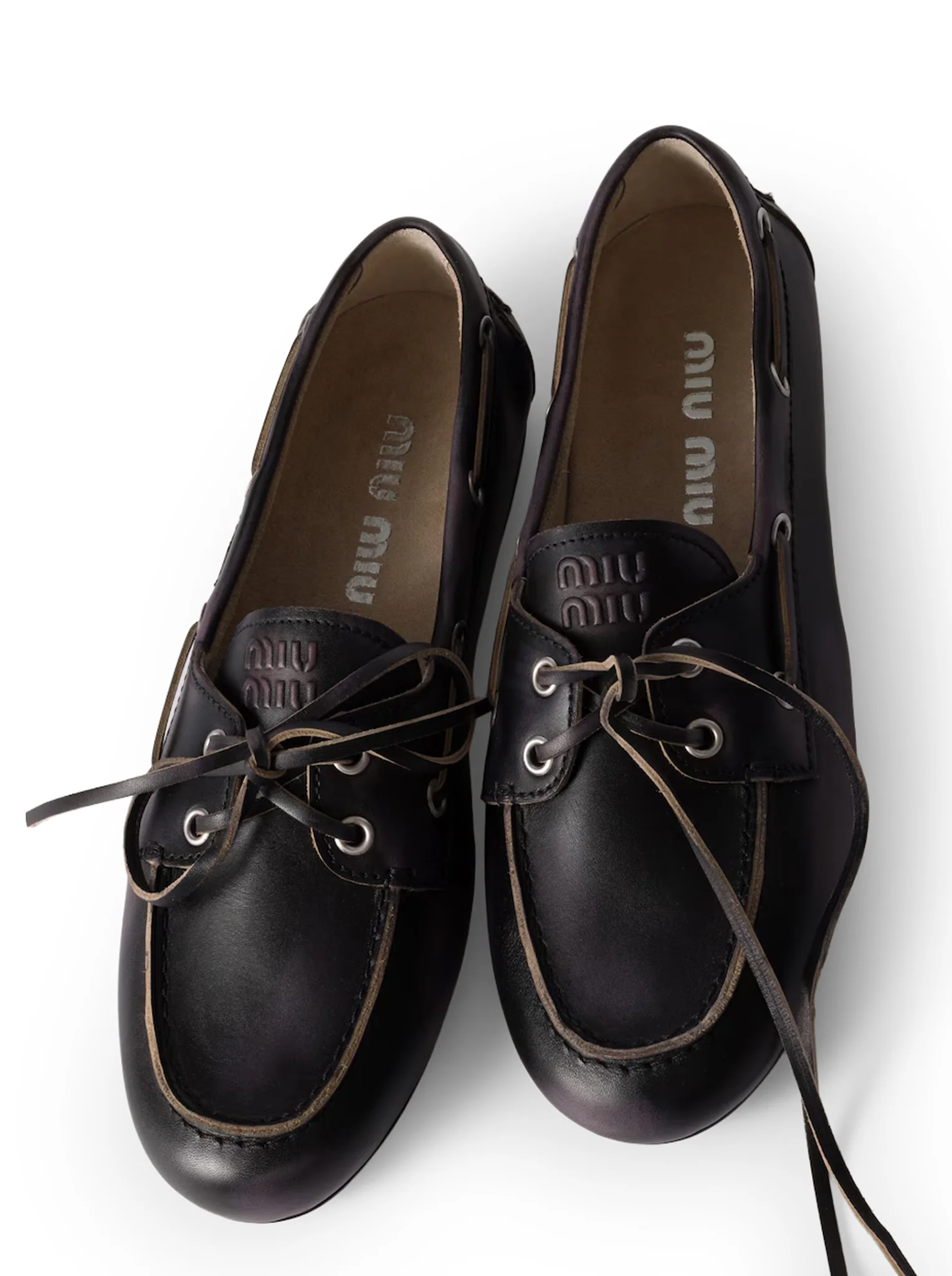 UNLINED BOAT LOAFERS IN DECOLORED LEATHER - Image 4