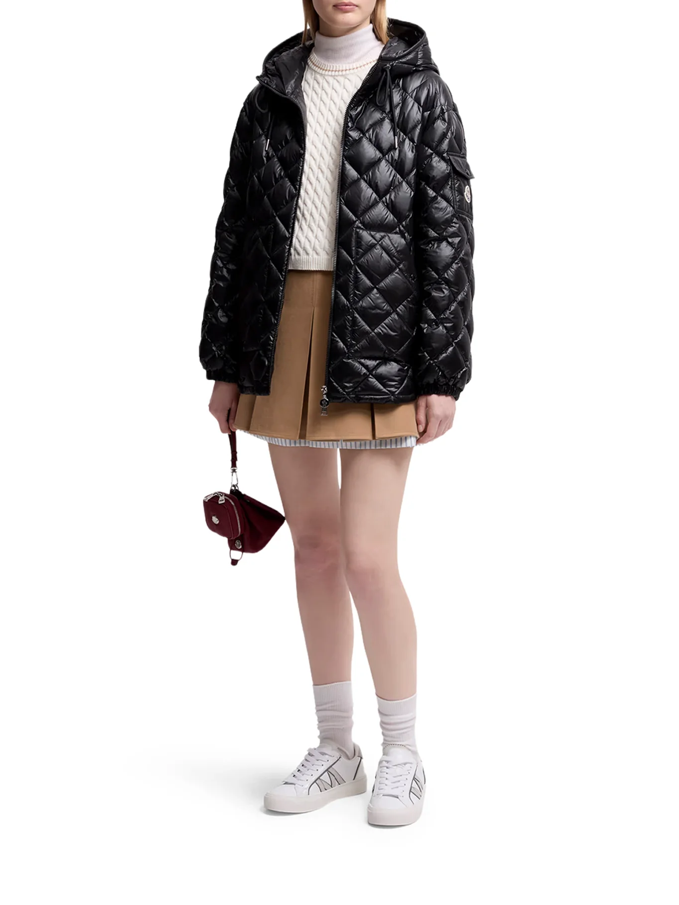 SHORT DOWN JACKET WITH HOOD AND DIAMOND QUILTING - Image 2