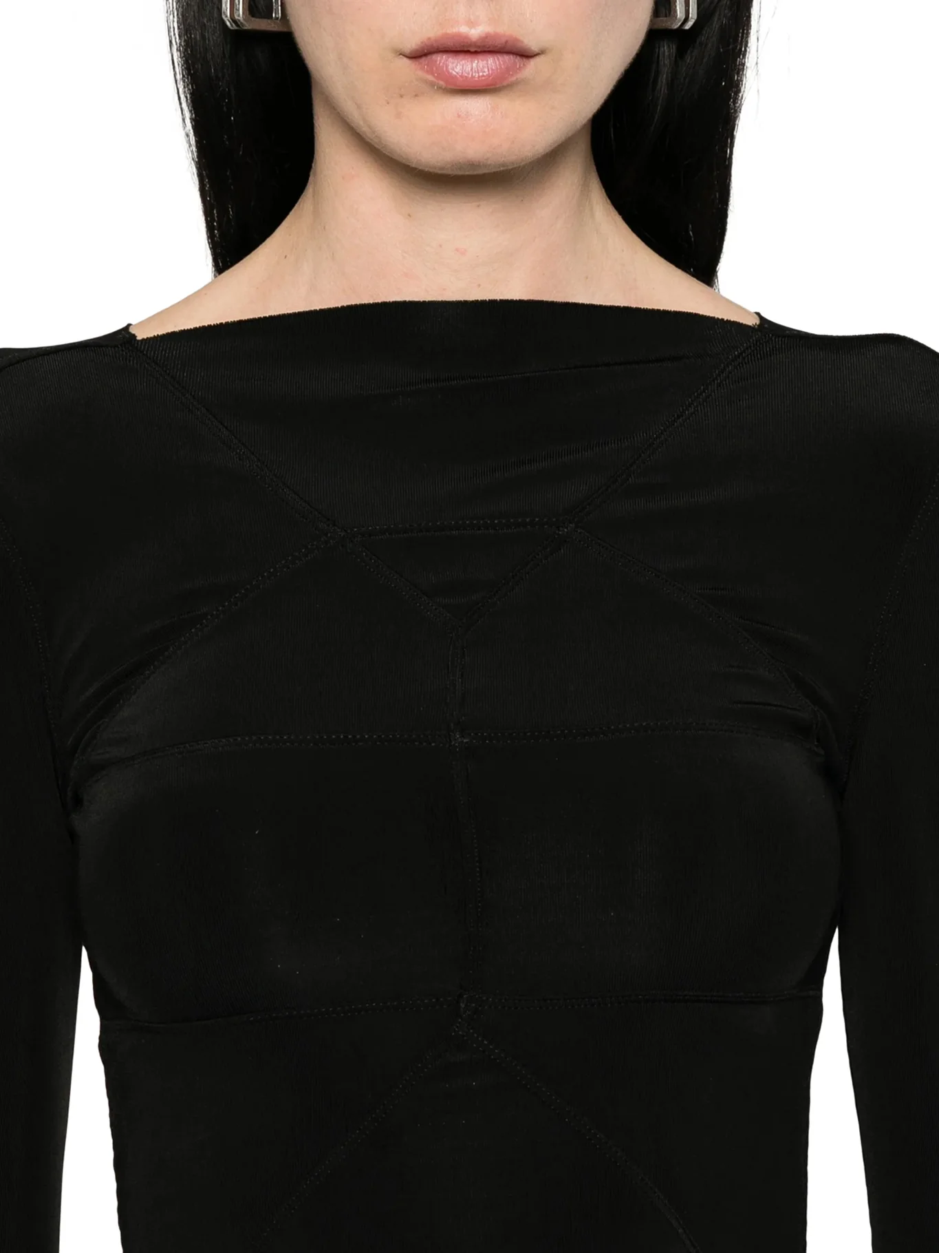FITTED TEMPLE TOP WITH V-NECK BACK - Image 5