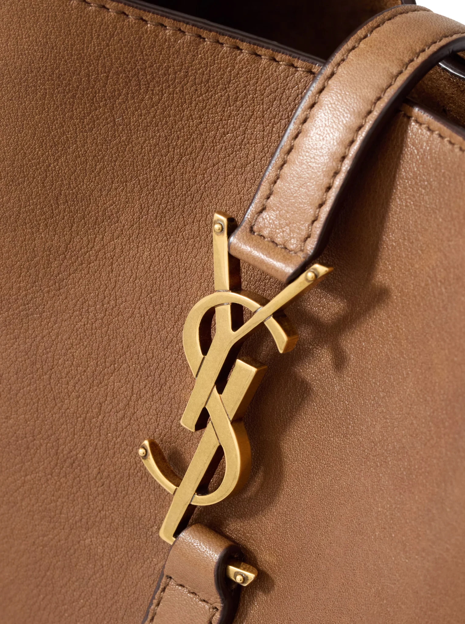 LE 5 À 7 SMALL IN LEATHER - Image 6