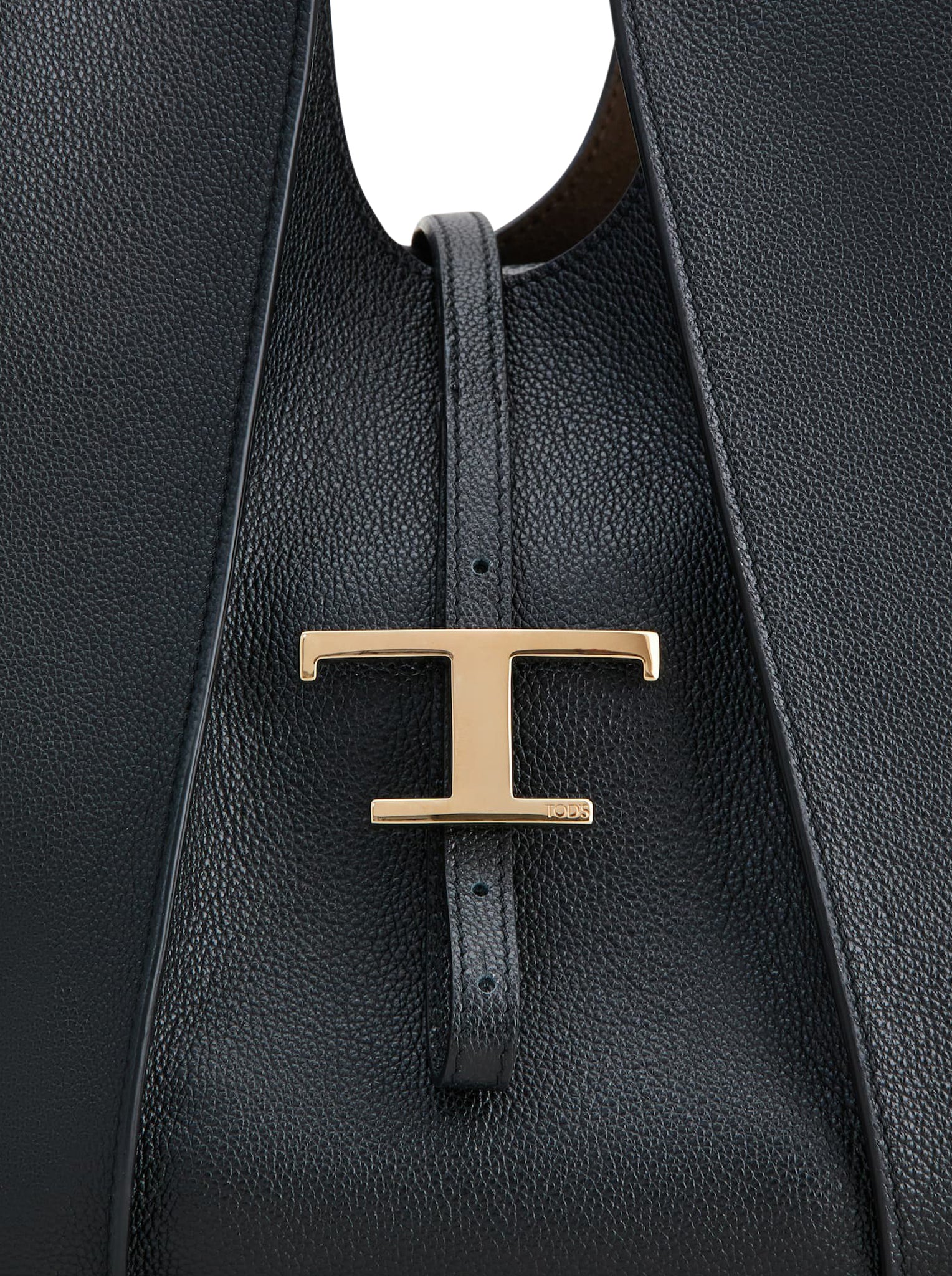 SMALL T TIMELESS BAG IN HAMMERED LEATHER - Image 4