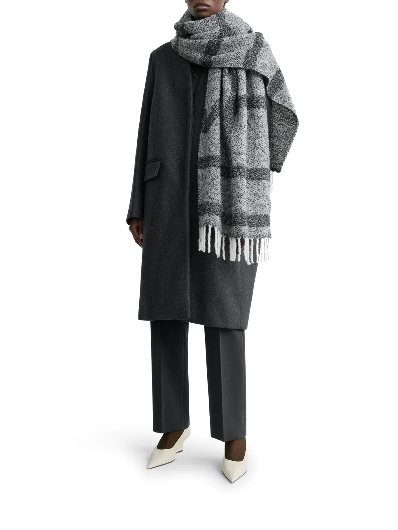 JACQUARD SCARF WITH MONOGRAM - Image 2