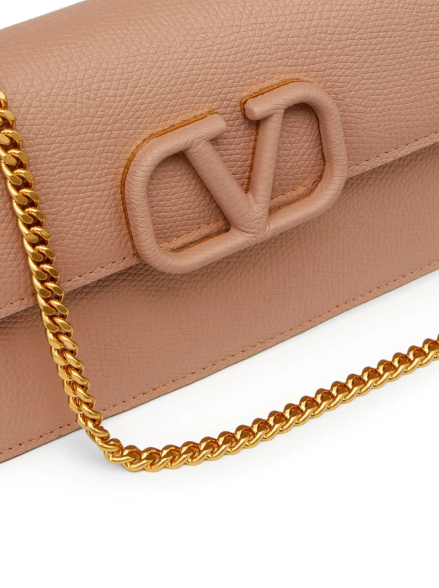 VLOGO SIGNATURE CHAIN WALLET IN HAMMERED CALFSKIN - Image 5